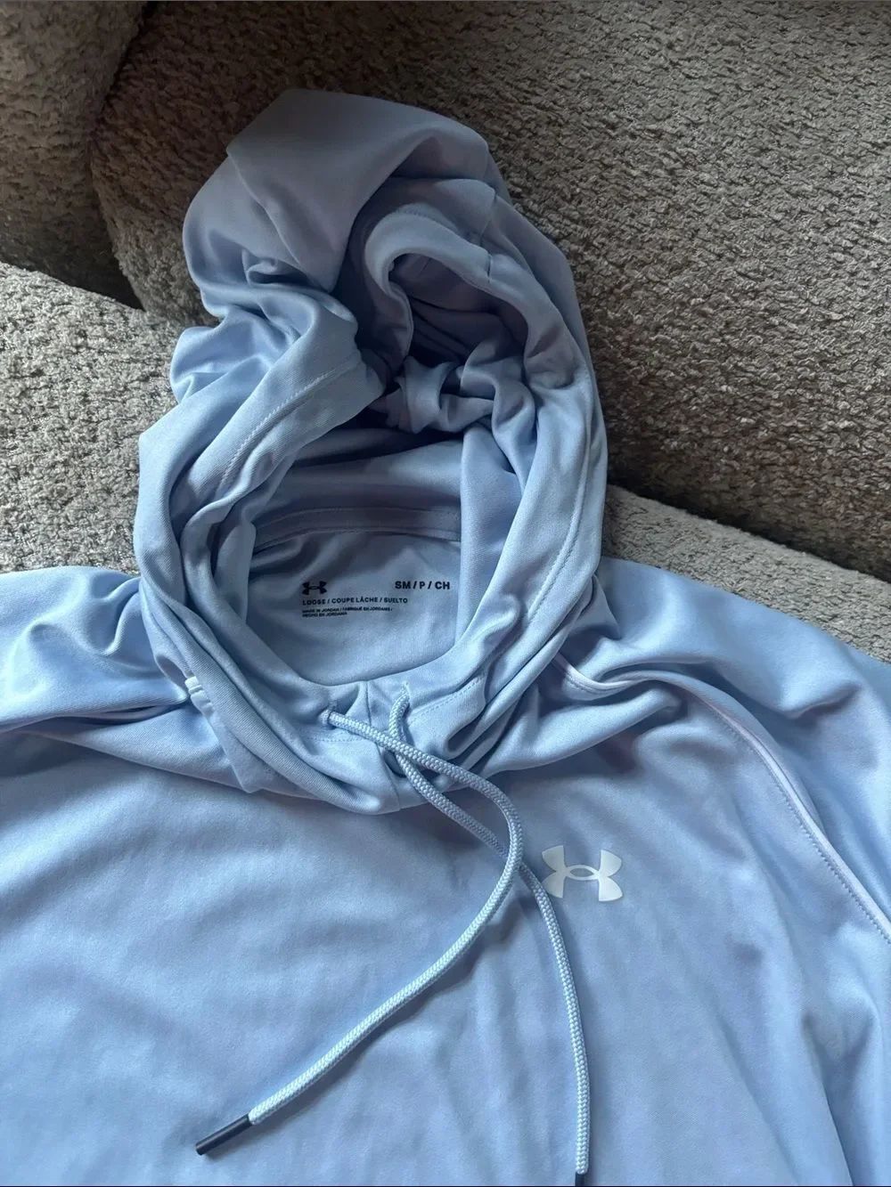 Under Armour Women's Light Blue Performance Hoodie Pullover - Picture 4 of 8